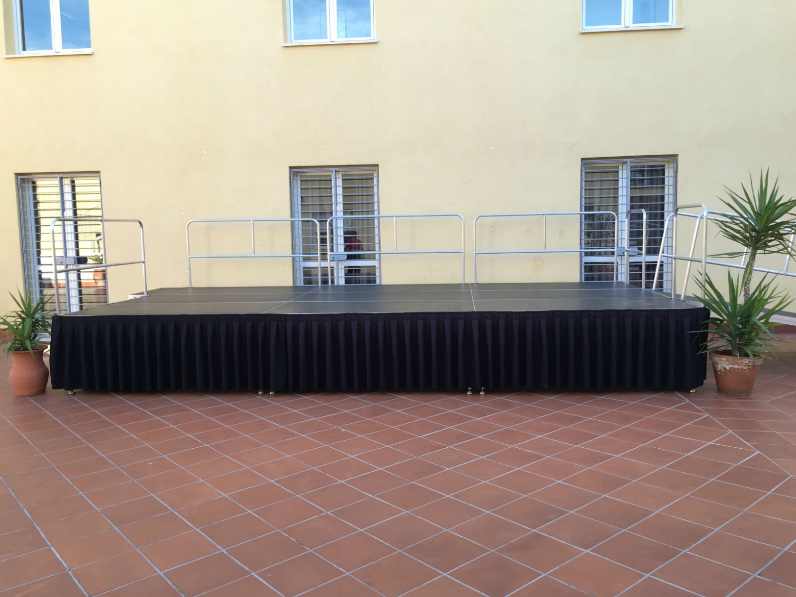 Alquiler de escenarios modulares