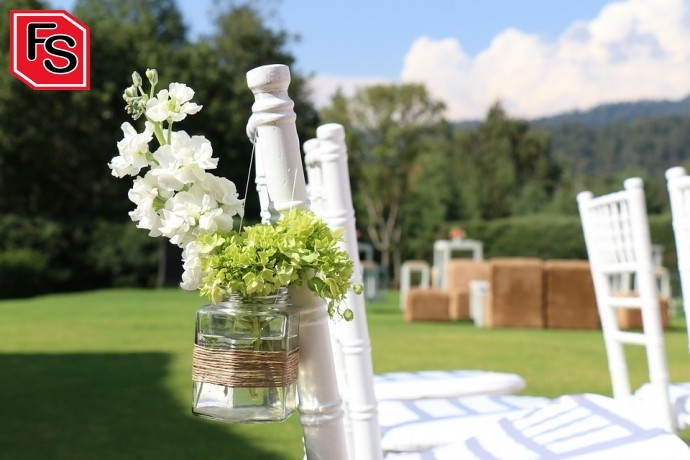 Detalle decorativo de bodas en verano. 